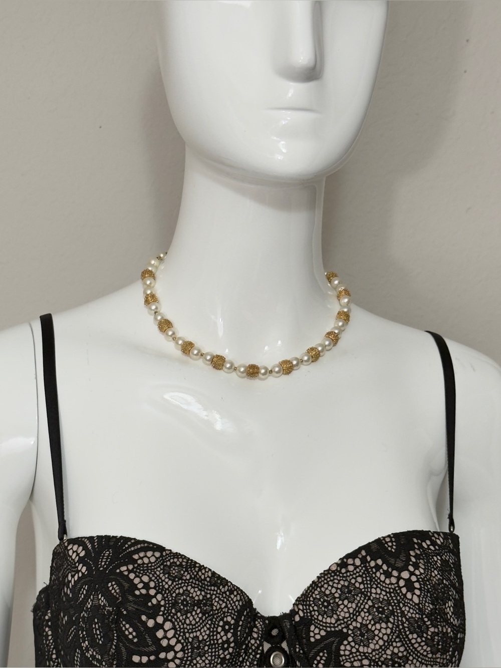 Vintage Crown Trifari Art Deco Style Gold Tone Faux Pearl Choker Necklace
